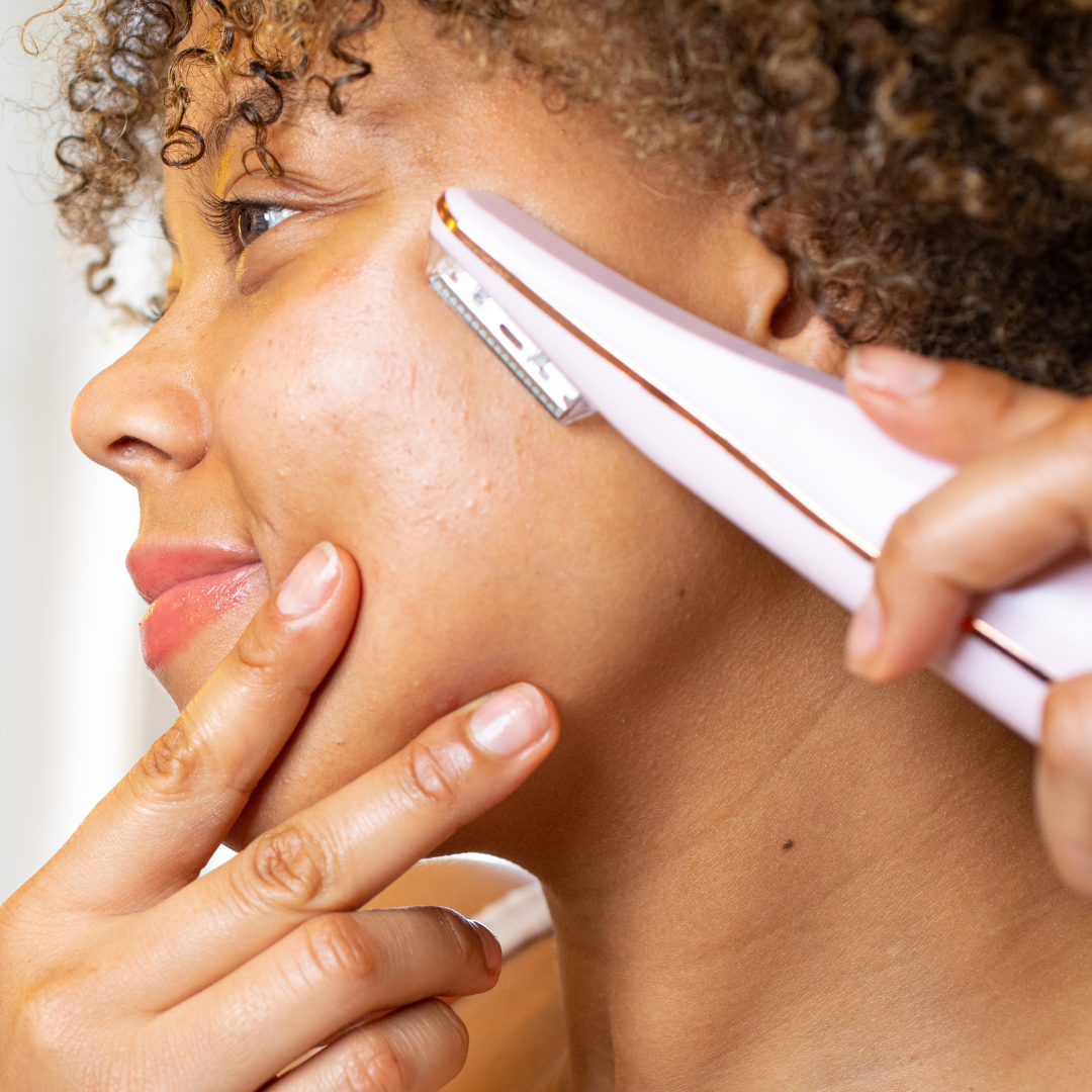 DermaQueen Vibra-Sonic® Depilación y Exfoliante Dermaplane