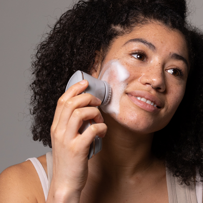 BareFaced3 Vibra-Sonic® Cepillo de limpieza y masaje